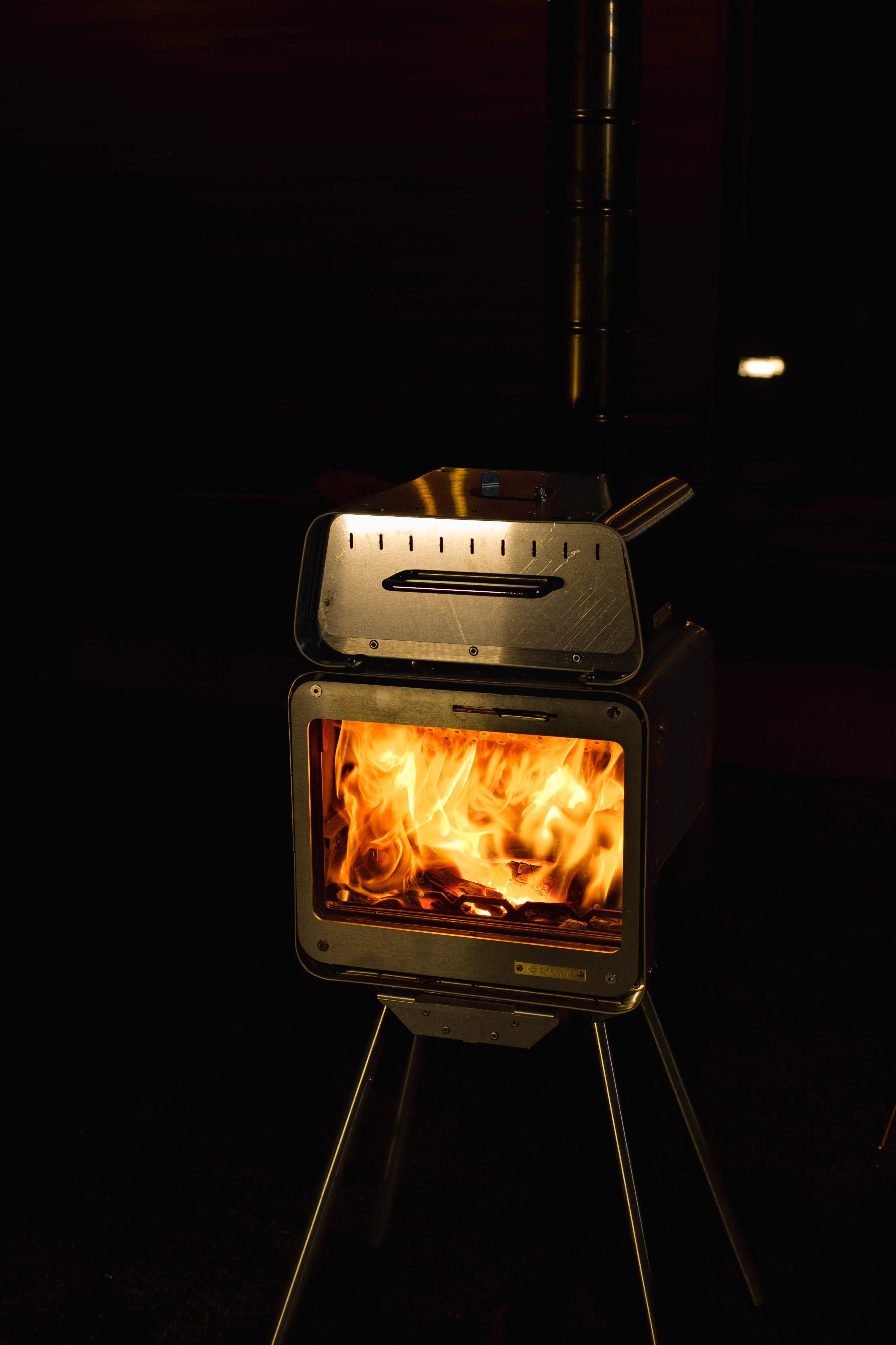 Cube Stove Oven & Stone Basket